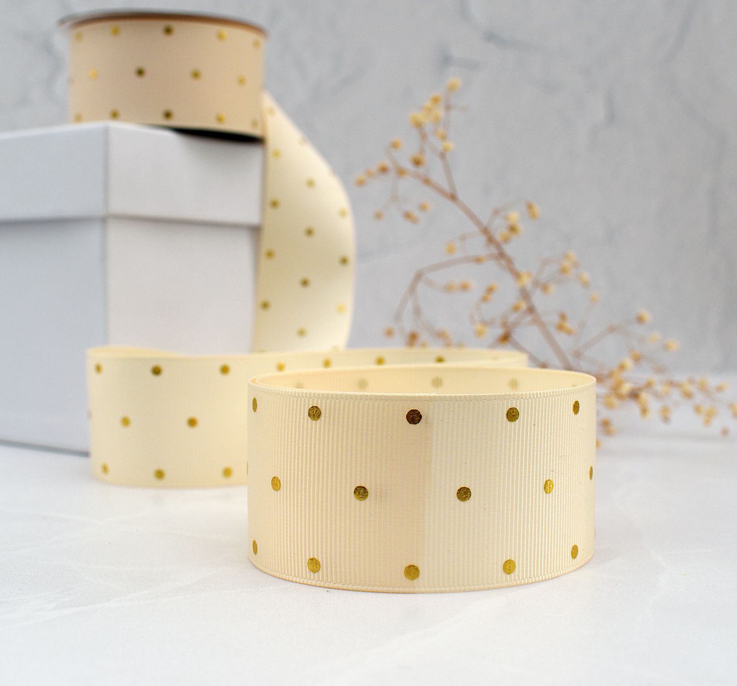 Petersham Foil Dot 40mm x 10m - Vanilla &amp; Gold