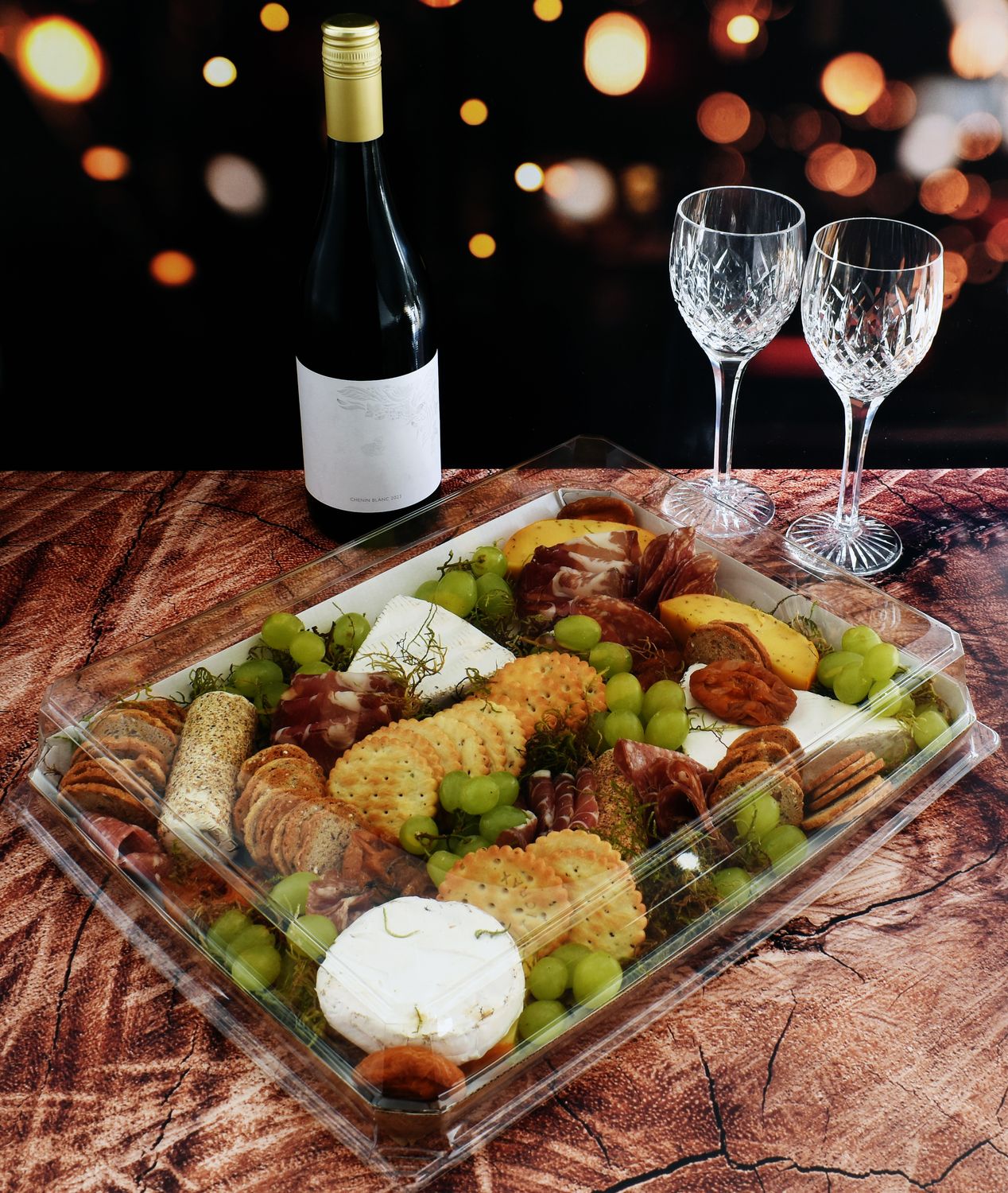 Fluted Platter Base &amp; PET Dome 360x270x70mm (ea)