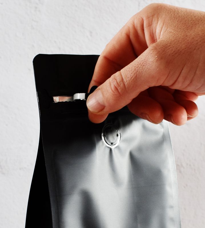 Flat Bottom Pouch 500g +Valve+Zip 125x230+90BG Black (Qty50)