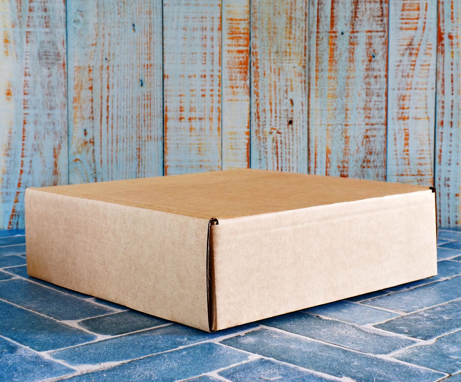 Box Corrugated Shipping 260mm x 260mm x 80mm Kraft (ea)