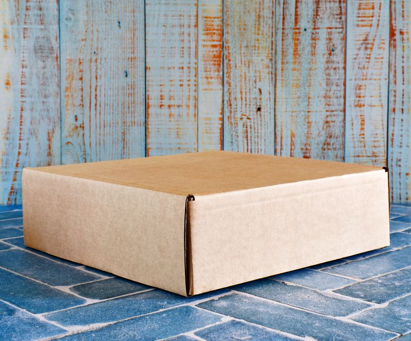 Box Corrugated Shipping 260mm x 260mm x 80mm Kraft (ea)