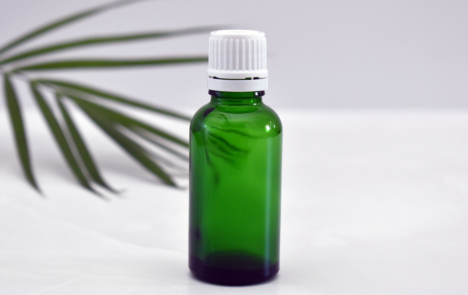 Green Glass Bottle Dropper 30ml - Slow Flow Cap White