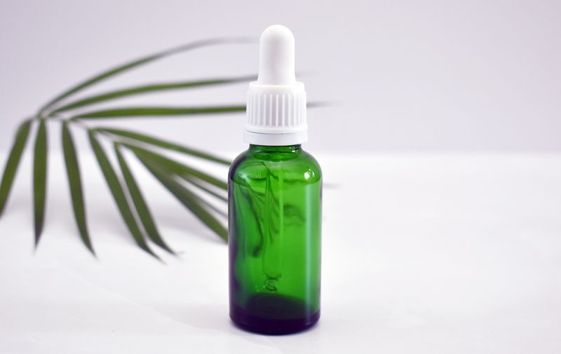 Green Glass Bottle Dropper 30ml - Pipette 77mm White