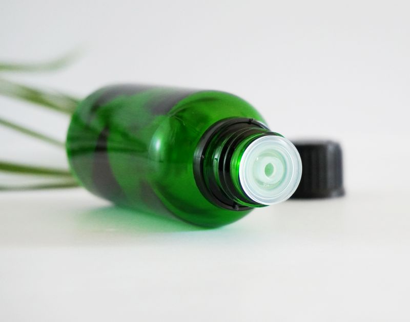 Green Glass Bottle Dropper 30ml - Slow Flow Cap Black