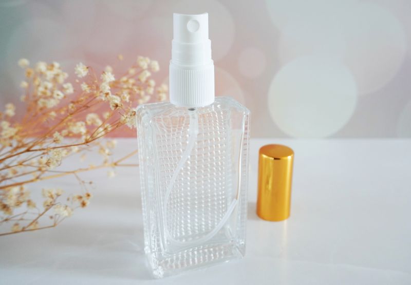 Perfume Bottle Sqaure Ombre + White Pump +  Gold Cap 50ml