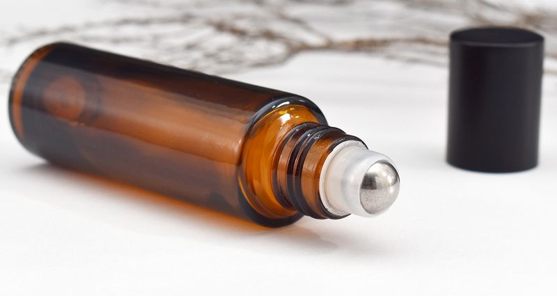 Aluminium Roller, Glass Bottle Amber 20ml &amp; Black Cap (ea)