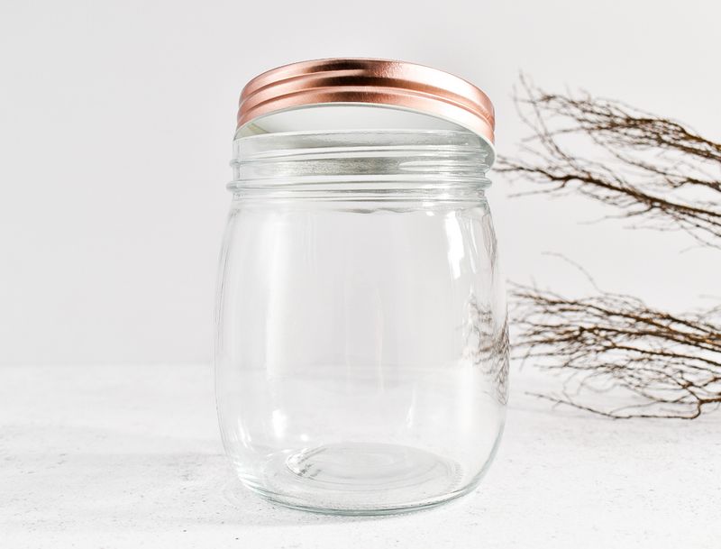 Glass Jar Round With R/Gold Lid 13x9.5cm 700ml