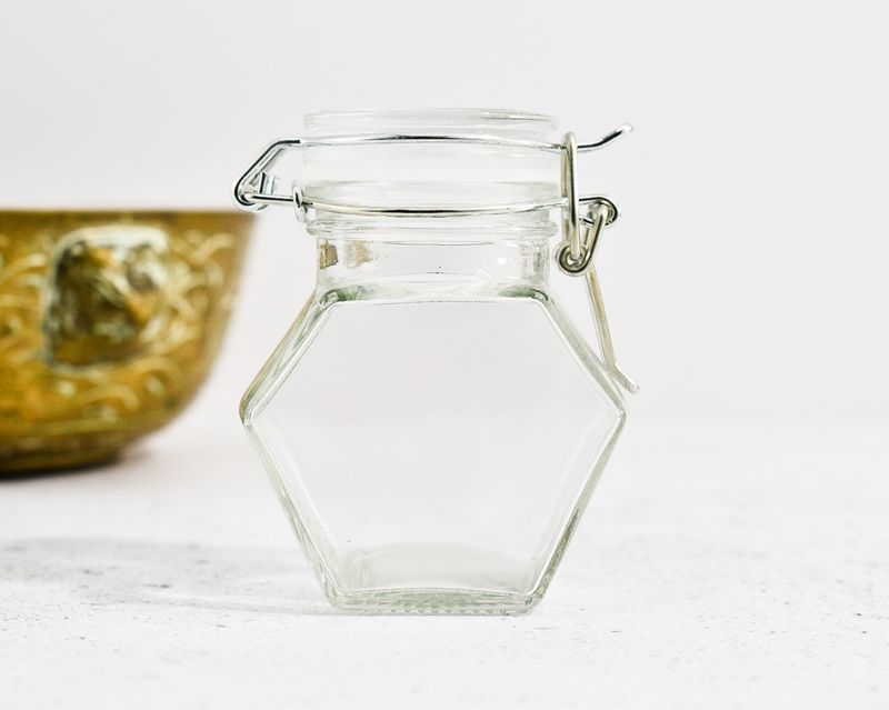 Glass Jar Hexagon Cliptop 8.5x4.5cm 100ml