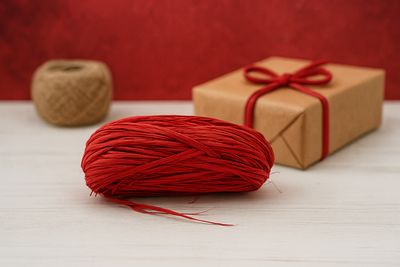 Raffia 50g Red (ea)