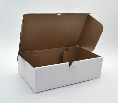 Burger &amp; Chips Box 260 x 160 x 80 mm White – Corrugated