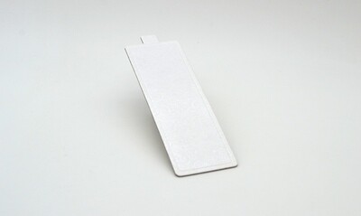 Mini cake board rectangular white embossed 150 x 50 mm (ea)