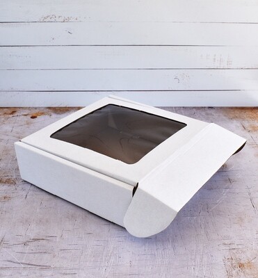 Corrugated Cake Box Window Tuck In White Med 21 x 21 x 6 cm (ea)