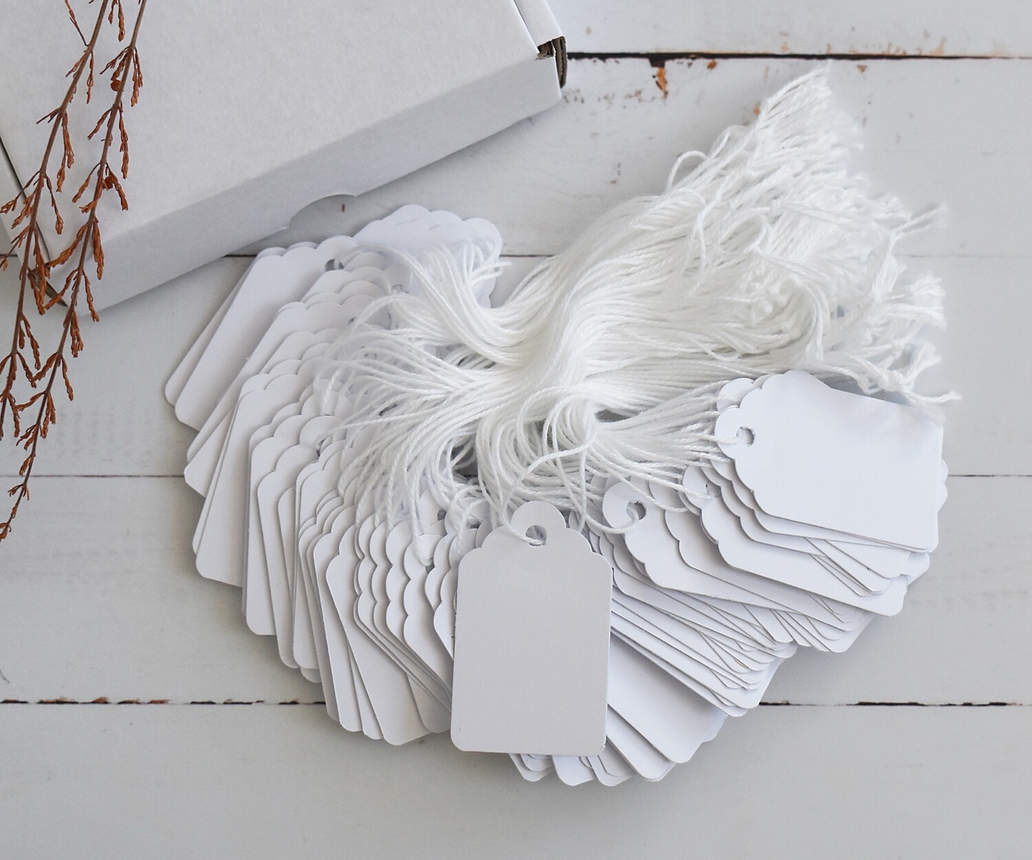 Paper Tags White 48 x 32 mm (Qty 100)