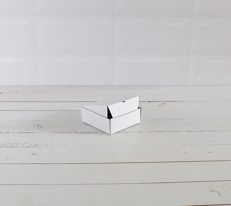 Gift Box White 60 x 60 x 20mm (ea)