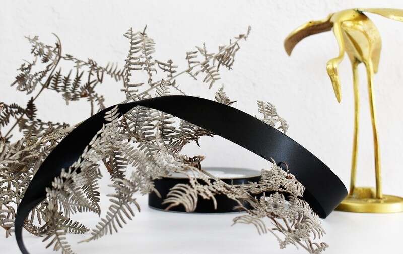 Satin Ribbon Luxury Black 25 mm x 30 m (double faced)