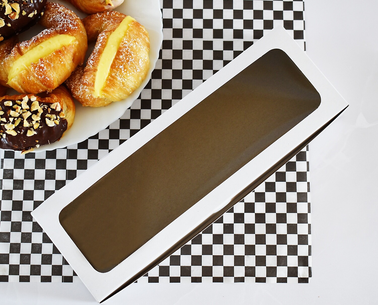 Doughnut Box 293x100x50mm Window White (ea)