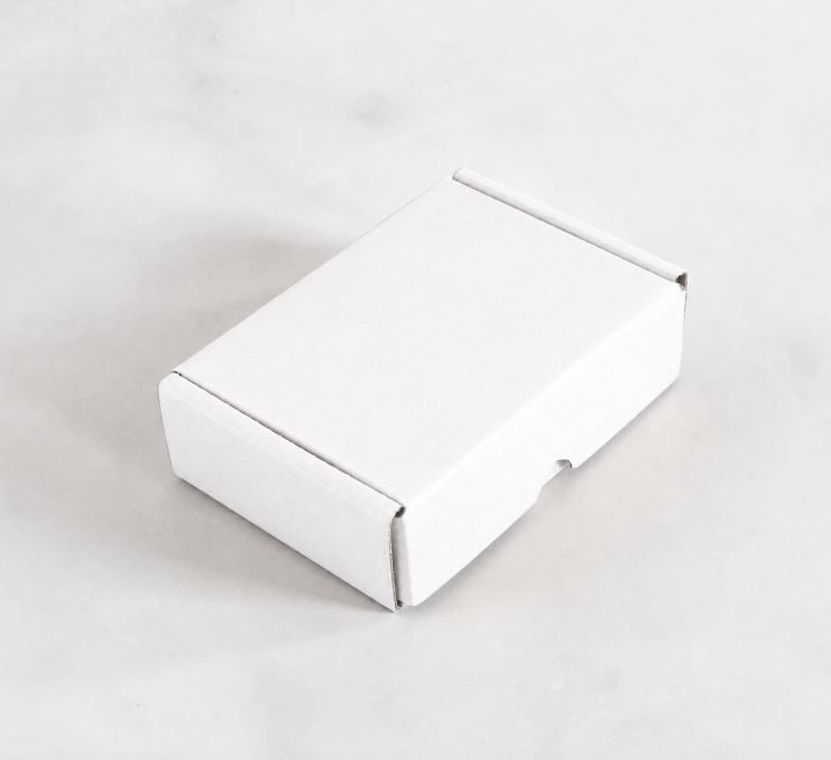Corrugated SLB10 White Gift box small 110mmx70mmx30mm (ea)