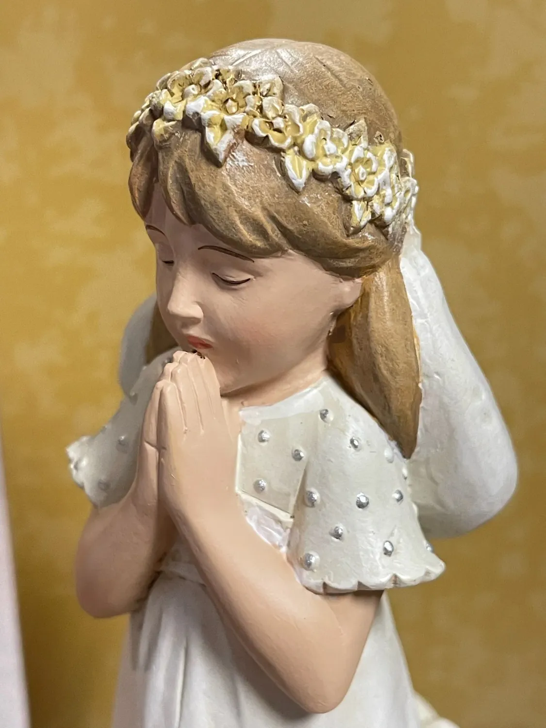 6.5" Musical Girl Kneeling