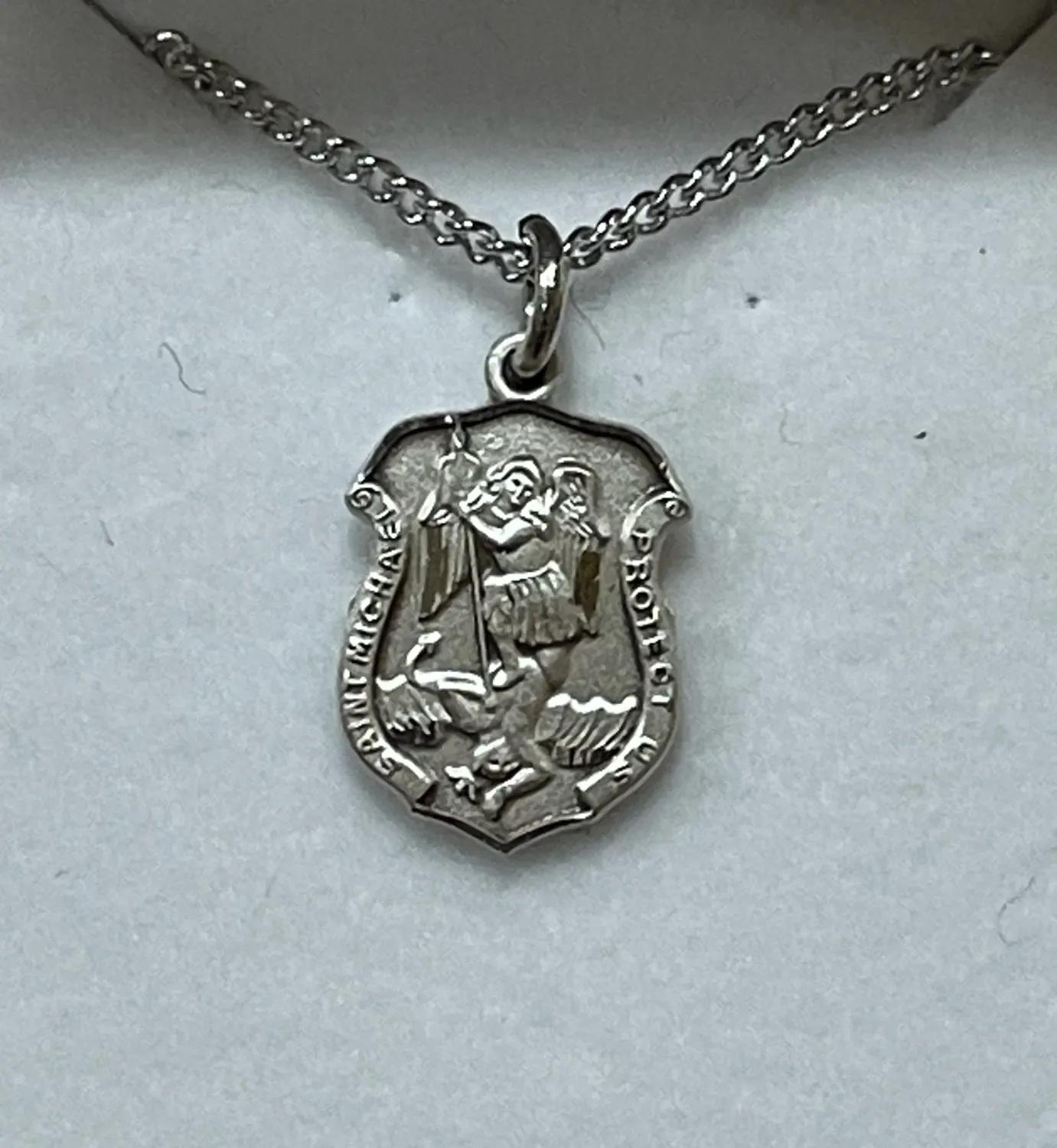 SS Tiny Badge St Michael 18"