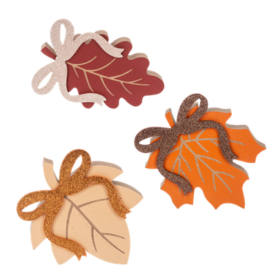 Leaf With Bow