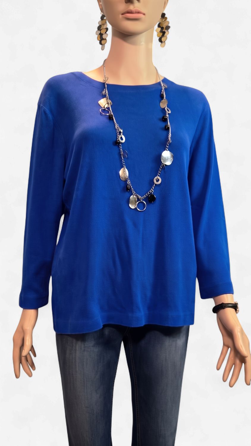 3\4 Sleeve Crew Neck