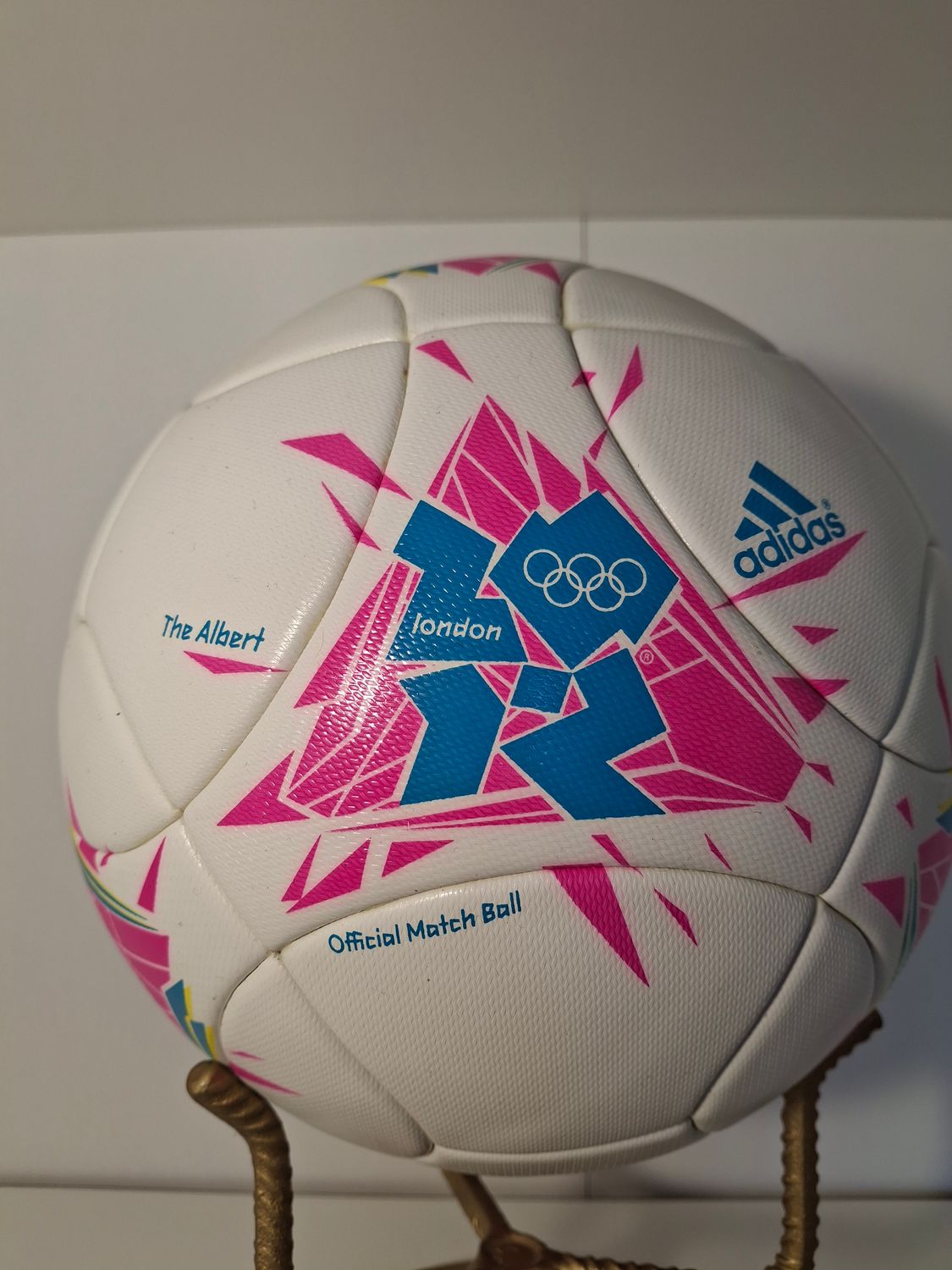 Offizieller Matchball  Olympia 2012 The Albert Neu ohne Box