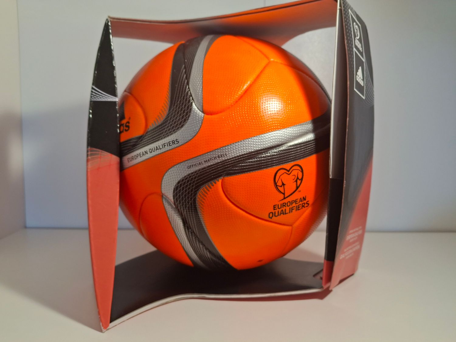 Offizieller Matchball European Qualifiers 2014/2015 Adidas Winter Powerorange - Neu inkl. Box