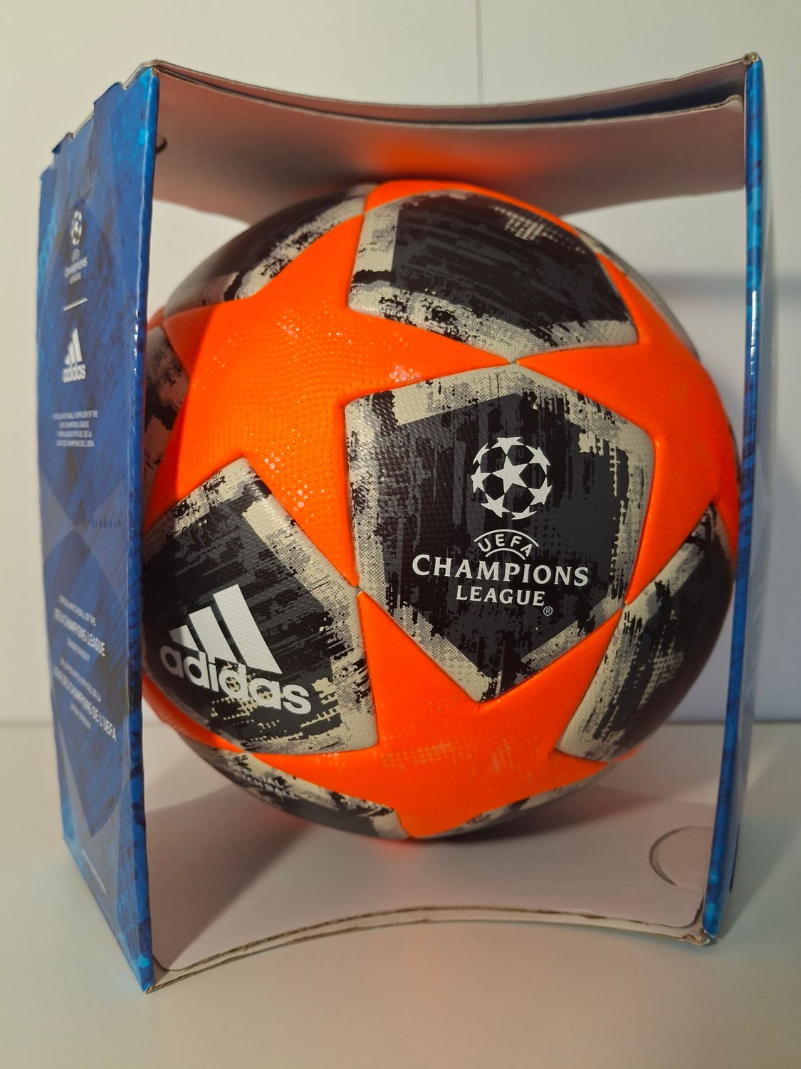 Offizieller Matchball Uefa Champions League 2018/2019 Winterball Powerorange  Neu inkl. Box