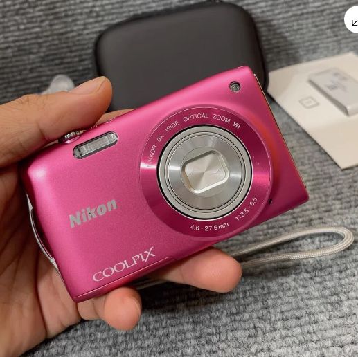 Nikon COOLPIX S3300 Strawberry Pink 6x Zoom 16.0MP Digital Camera English Tested. Excellent Condition!!!