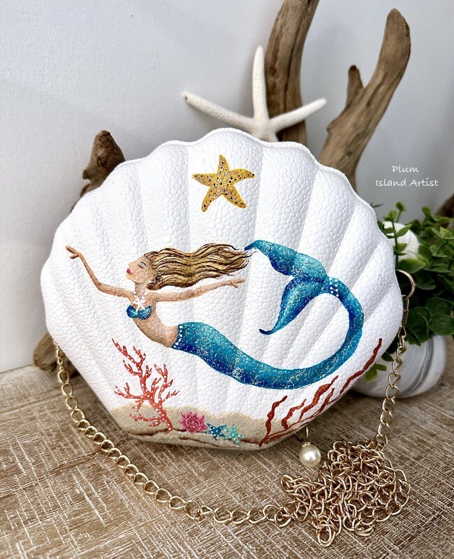 Shell shaped Mermaid Purse- with starfish #1