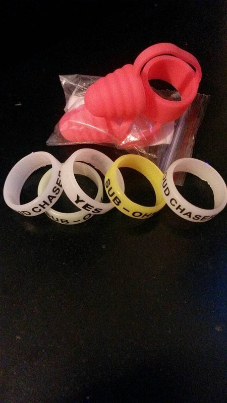 3x Assorted vape bands
