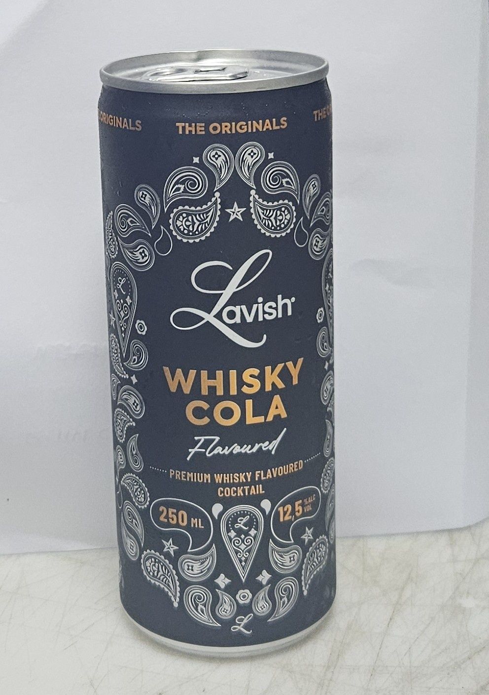 Lavish Whisky Cola