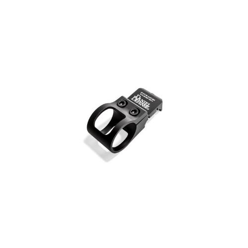 DANIEL DEF. OFFSET FLASHLIGHT
