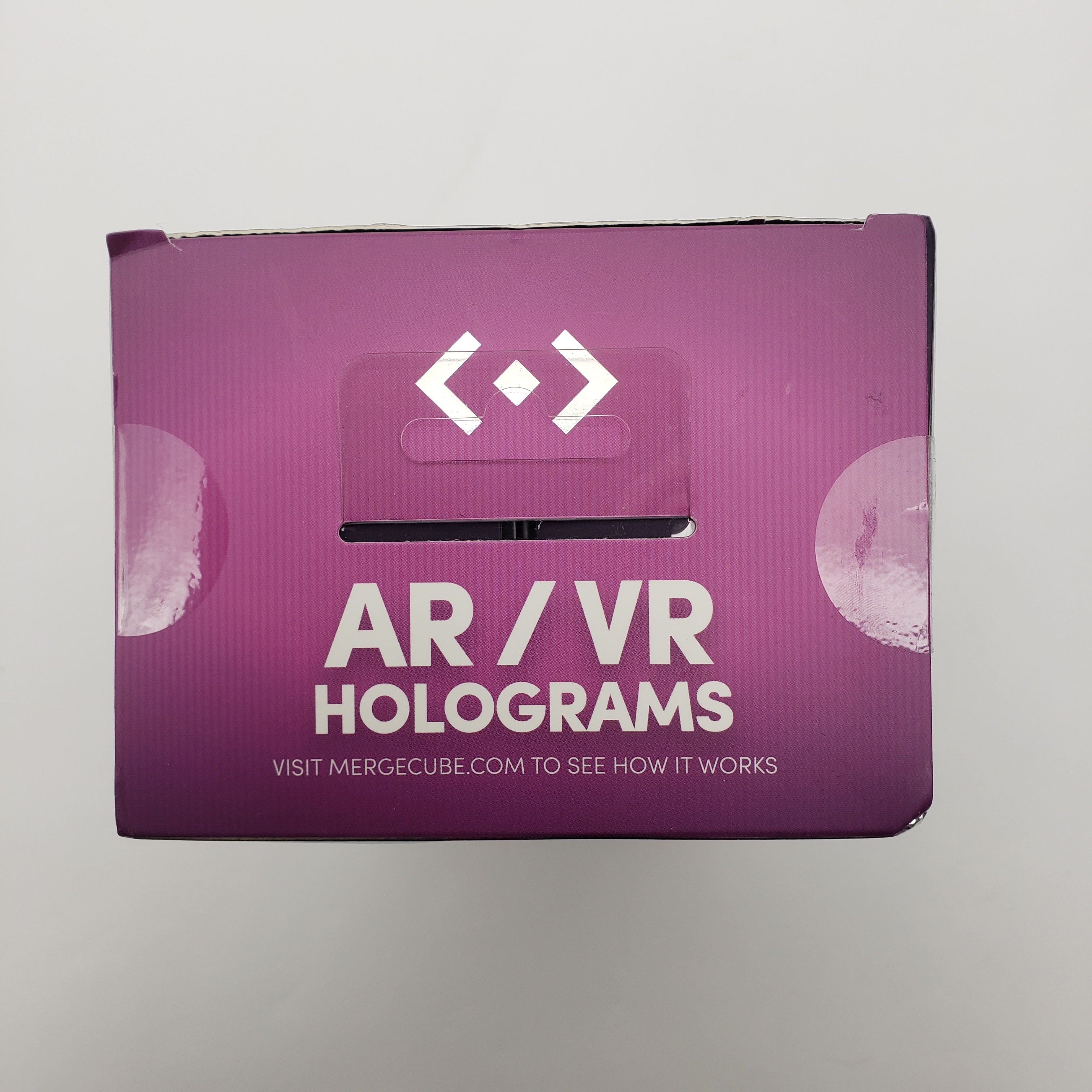 Merge VR's Holo Cube—An Augmented Reality Toy That Transforms into  Interactive Holograms « Next Reality