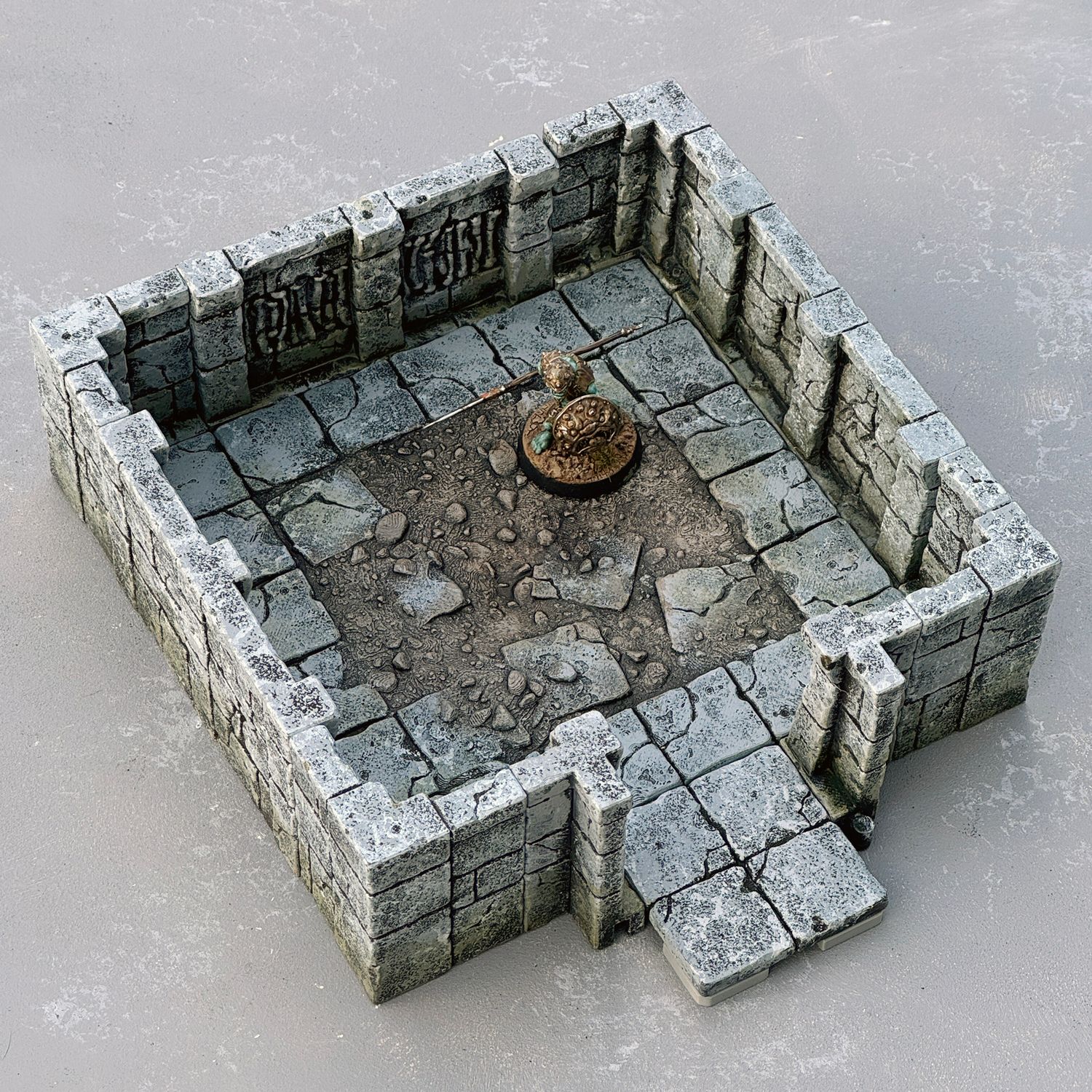 Necrosian Crypt Chamber - Broken Floor