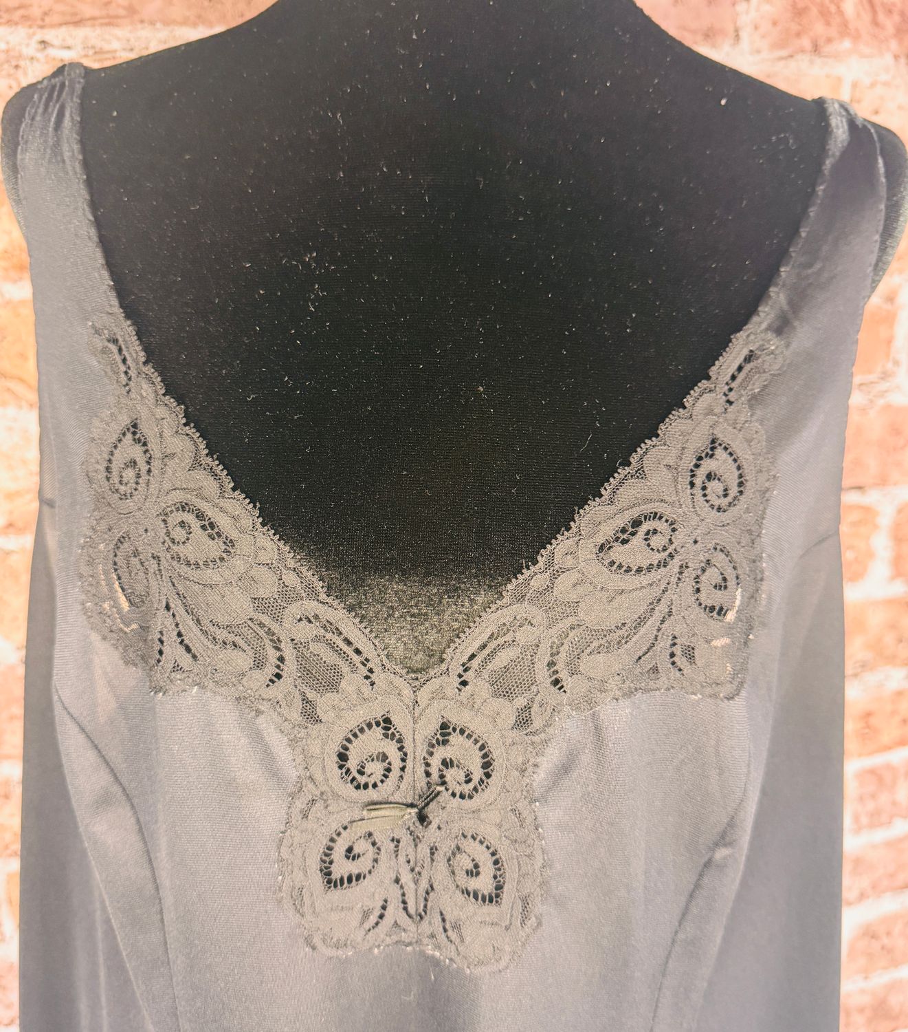 Vintage Bali Black Nylon Slip Sz XL