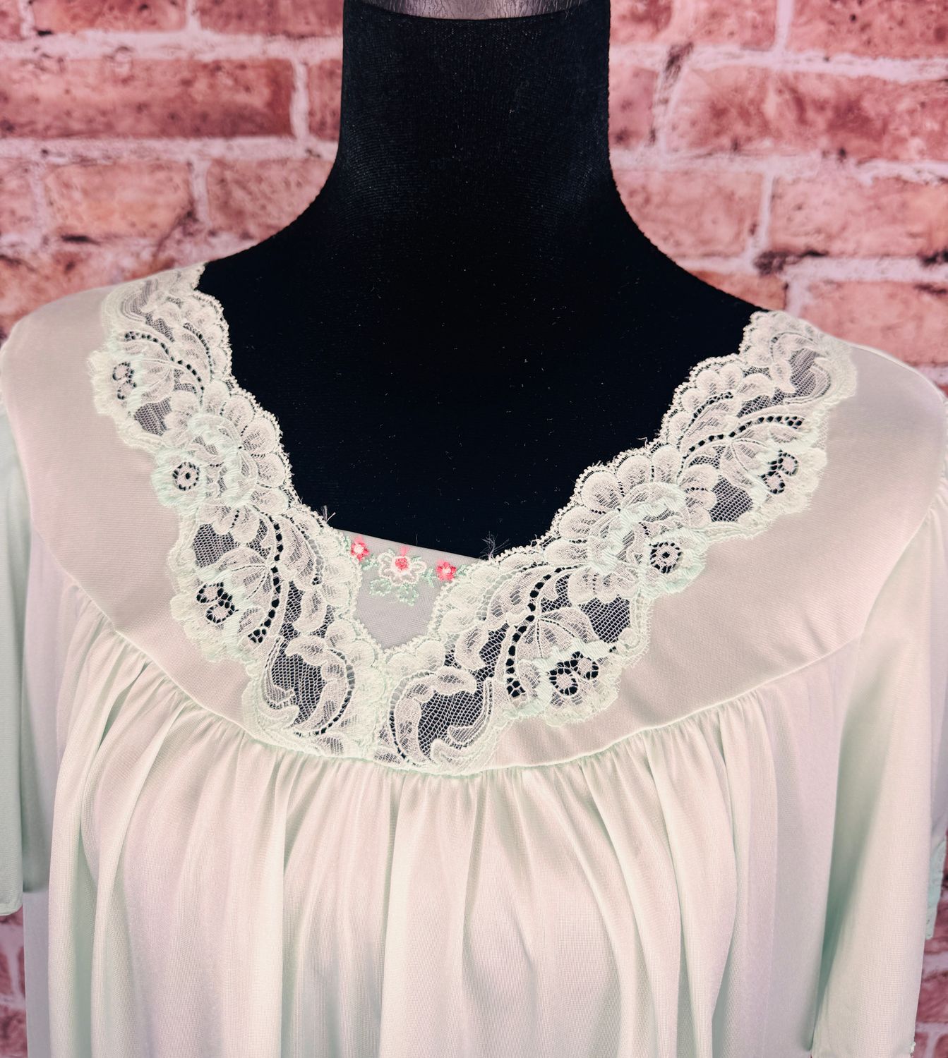 Vintage Shadowline Mint Mid Length Gown Sz L