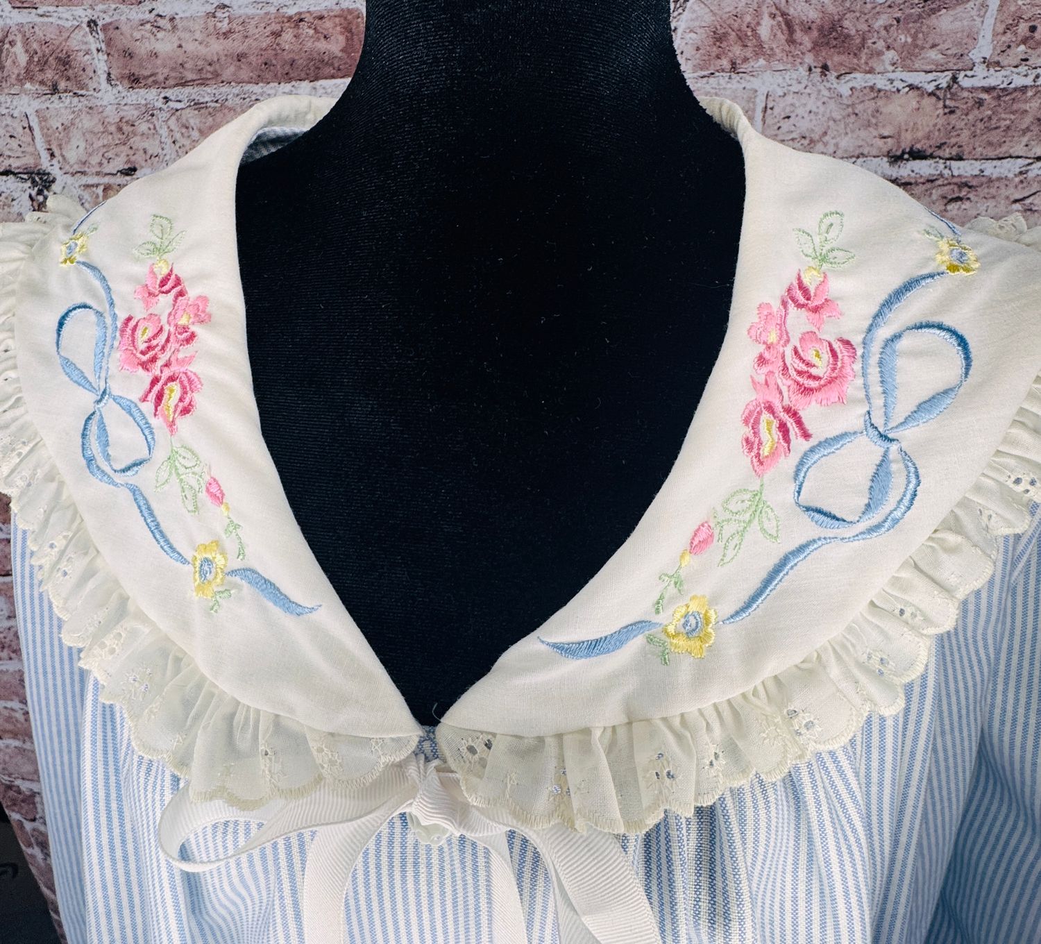 Button Down Farm House Dress Sz 16-18