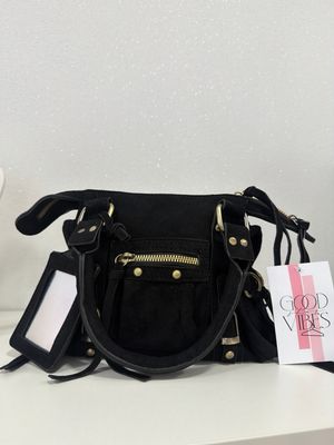 Borsa Kiley