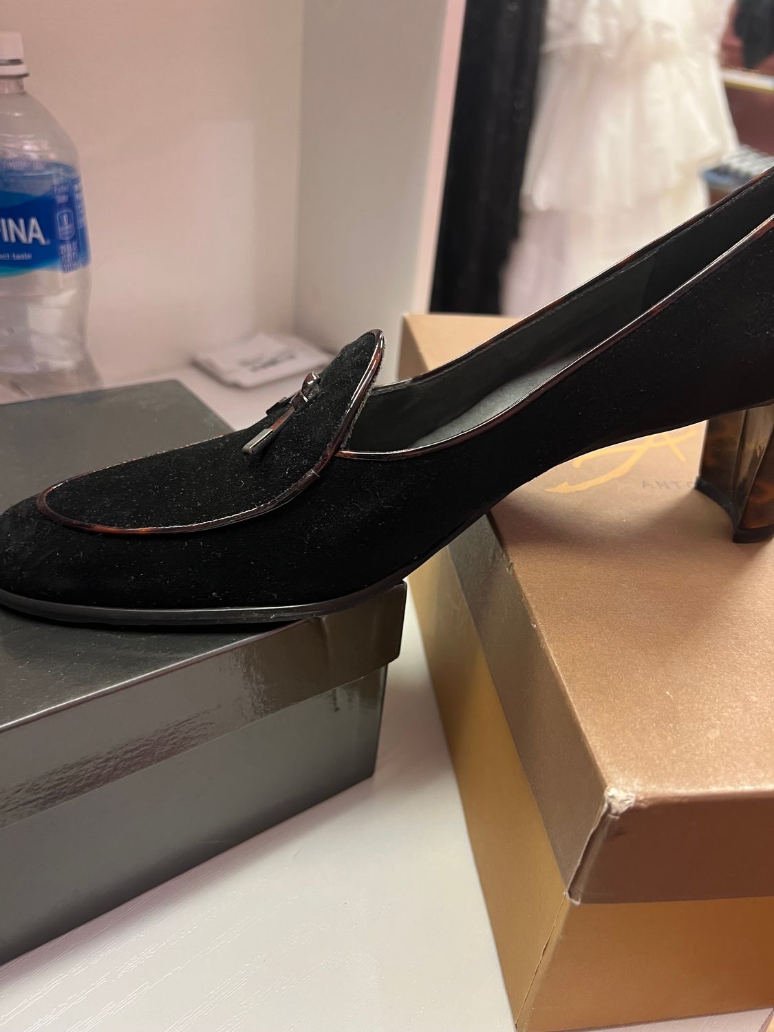 Stuart Weitzman Tortoise Trim Pump