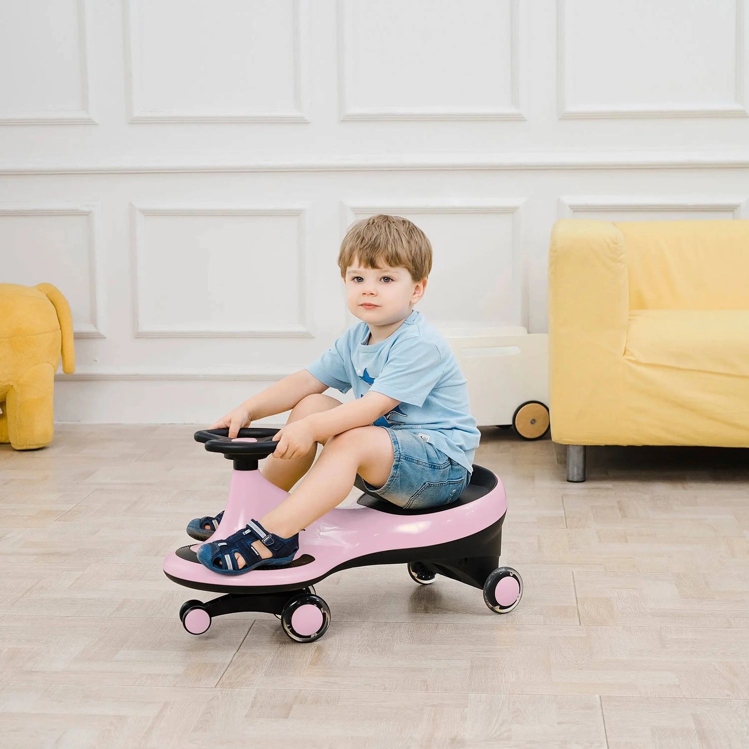 Freddo Toys Swing Car Scooter with Flashing Wheels Freddo Toys Swing Car Scooter with Flashing Wheels, Color: Pink
