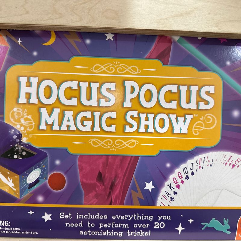HOCUS POCUS MAGIC SHOW