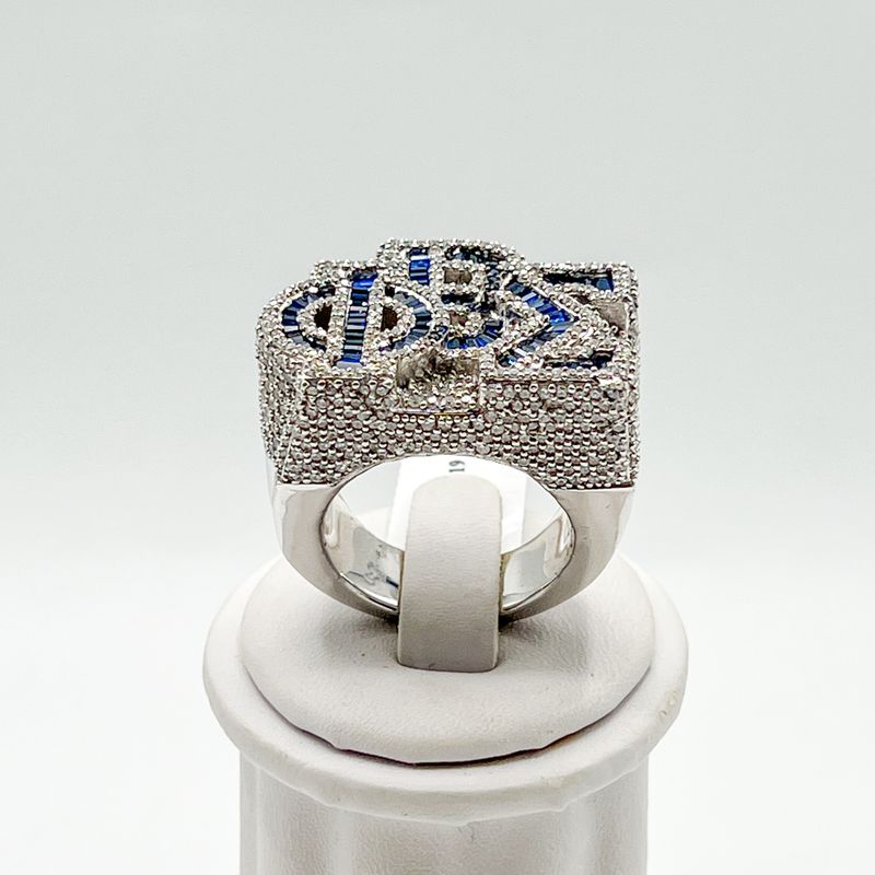 Staggered ΦΒΣ Ring