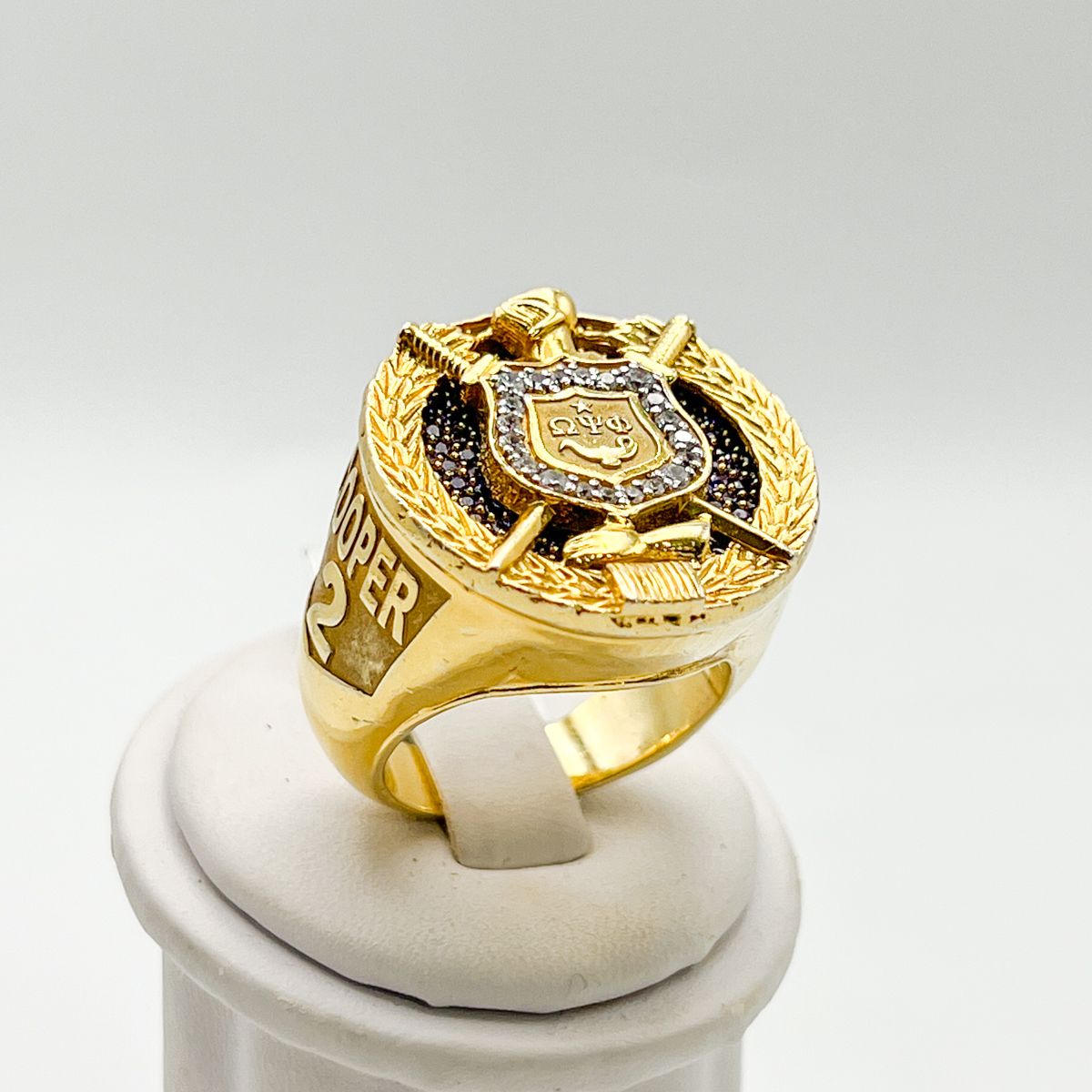 Omega DL Style Round XL Ring