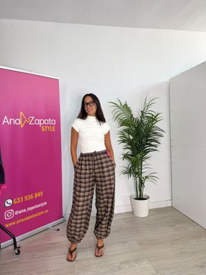 Pantalón tendencia cuadros Pantalón tendencia cuadros