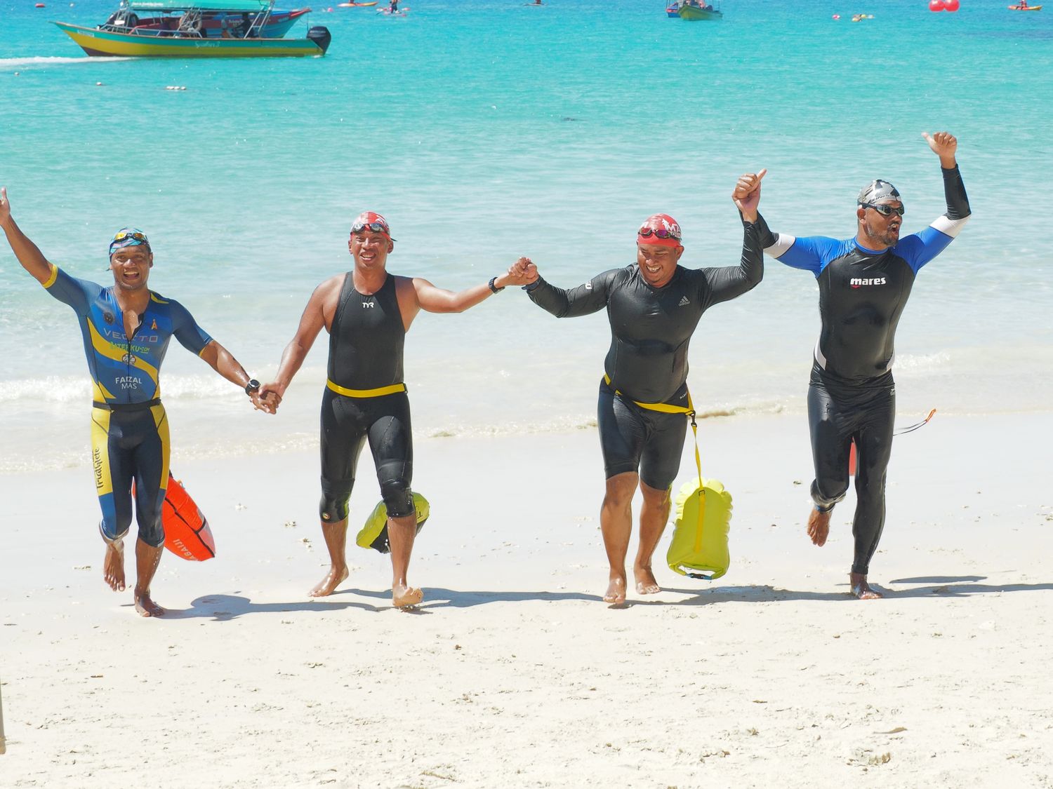 Perhentian 16KM Team of 4