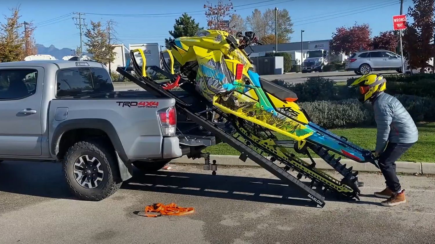 Single loader
