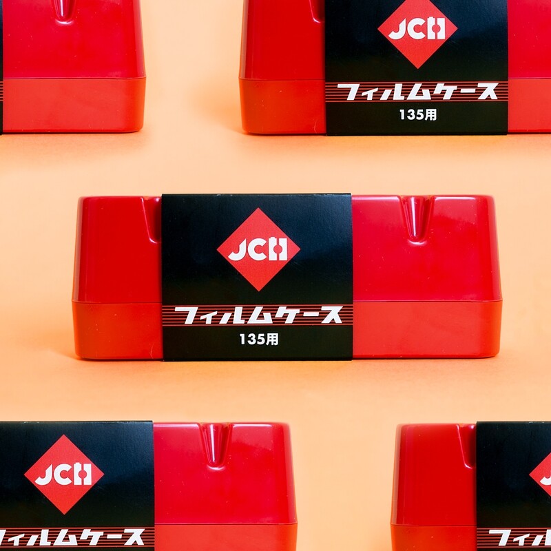 JCH 35mm Film Hard Case RED [Holds 5 Rolls]
