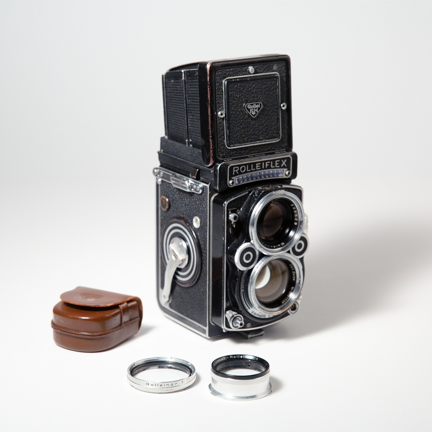 CLA&#39;D by Harry Fleenor Rolleiflex TLR 2.8 80mm with Brightscreen and Rolleinar 1 kit! SOLD