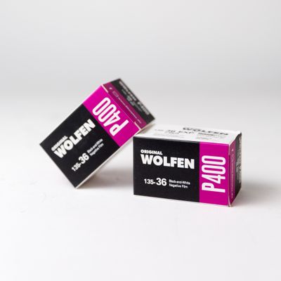 Wolfen P400 400 ISO 35mm film [36EXP]